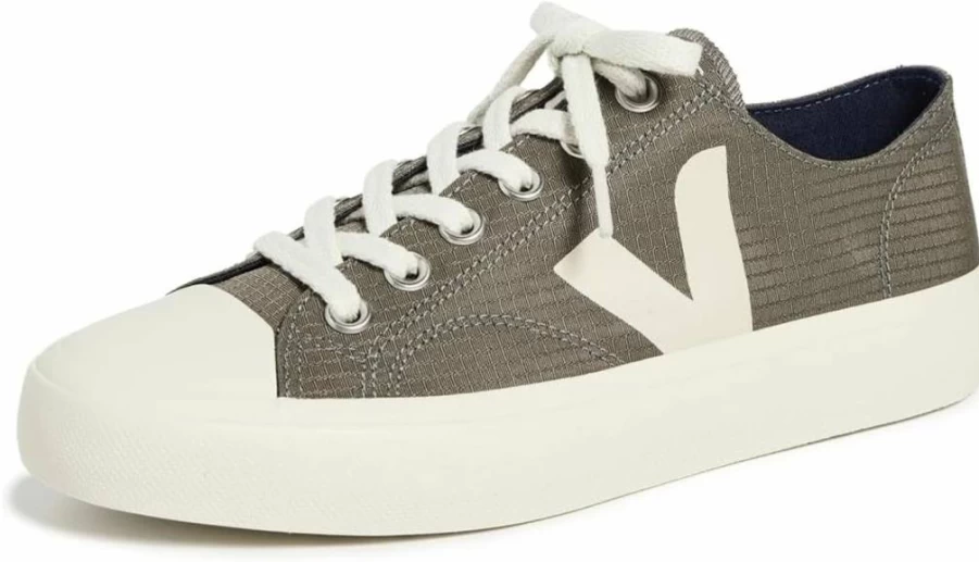 Veja Wata II Low Top Women's Sustainable Sneakers – White Eco-Friendly Canvas Shoes