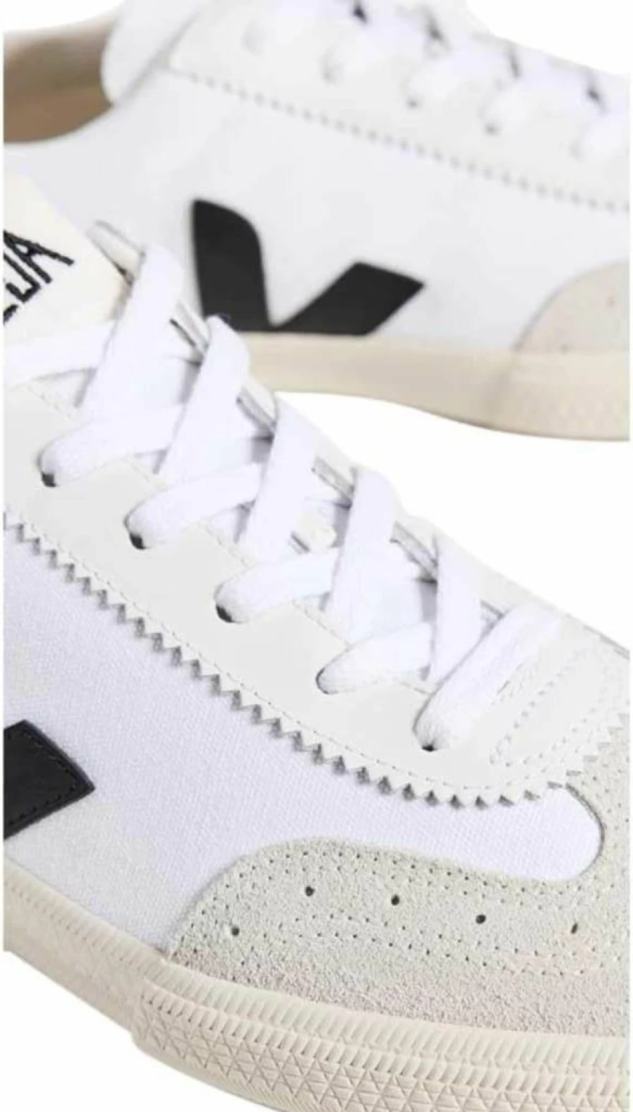 Veja Men's Volley Sneakers – Lightweight Sustainable Leather Casual Shoes